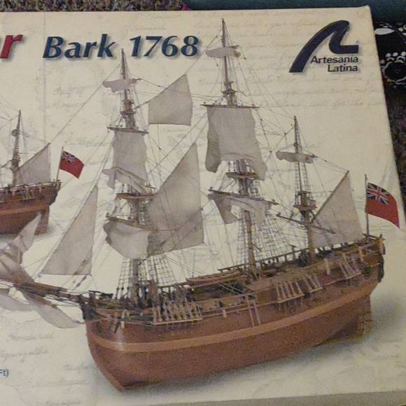Model Ship - Picture 3 of 3